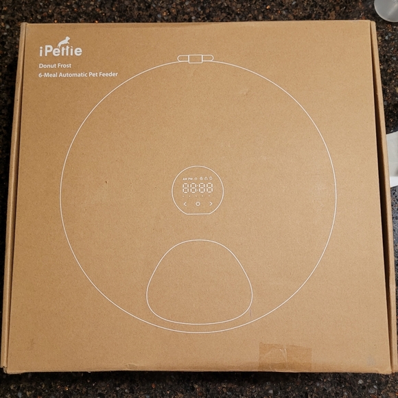 iPettie Donuts Frost 6 Meal Cordless Automatic Pet Feeder - Picture 12 of 12